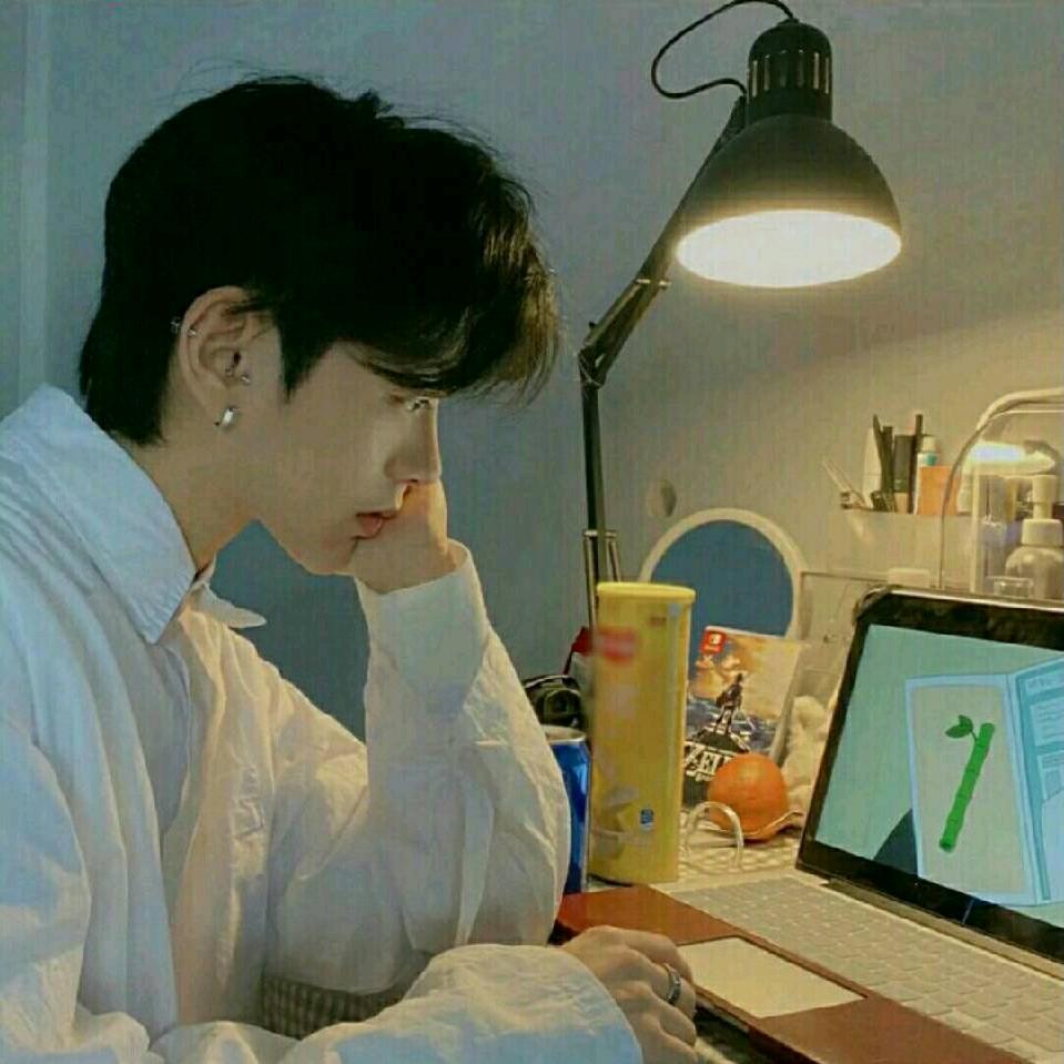 阴天不下羽🌧.