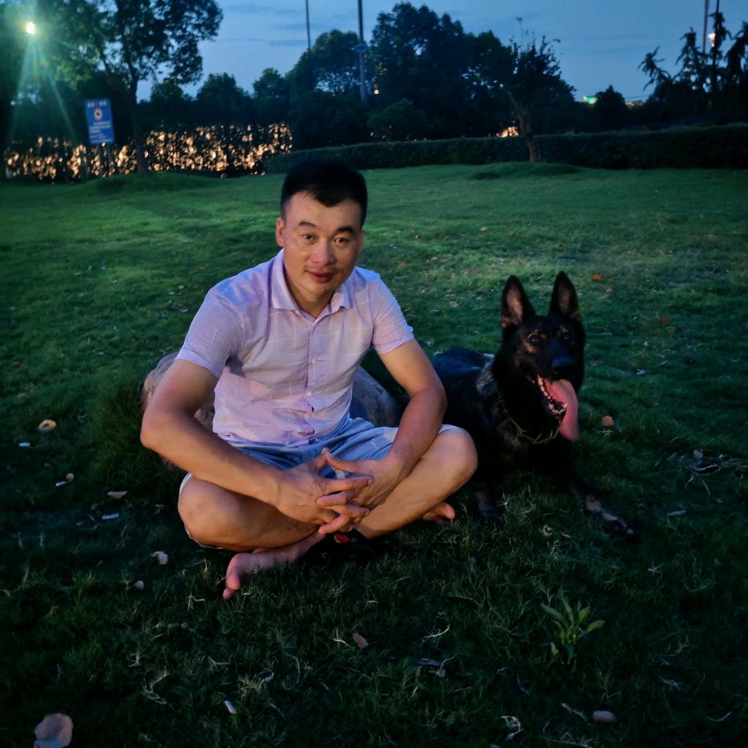 上海鸿业宠缘科技服务有限公司（车界犬哥）