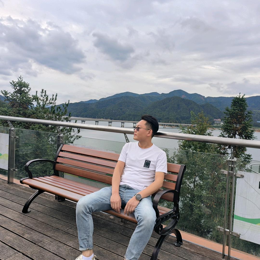 奉新车风汽车销售服务有限公司