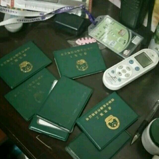 外面下小雨塔吊姐，各种服装加工中心
