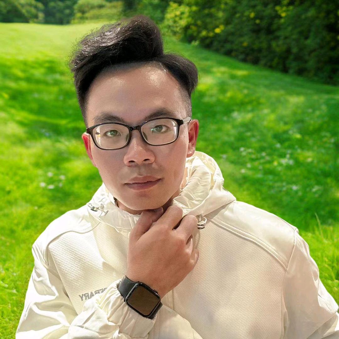 陌言。