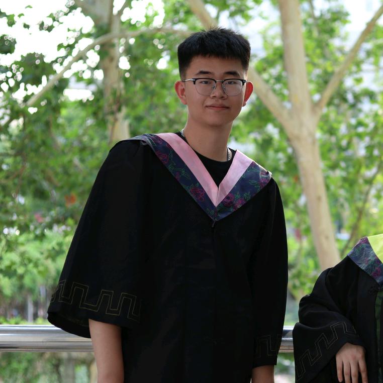 骑向自由的小鹿