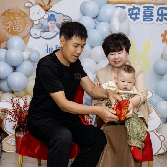 孙师傅铺贴（娟娟）