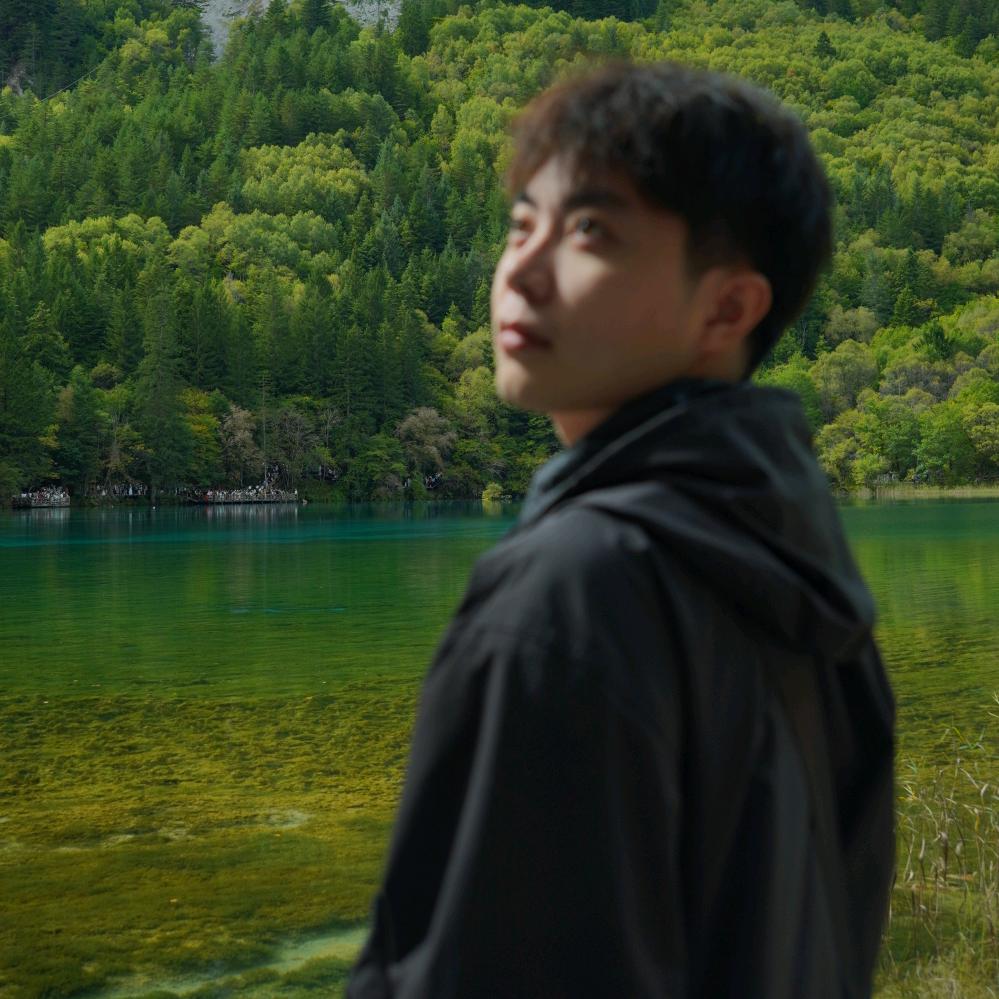 奥Leo