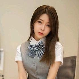 雅思女装