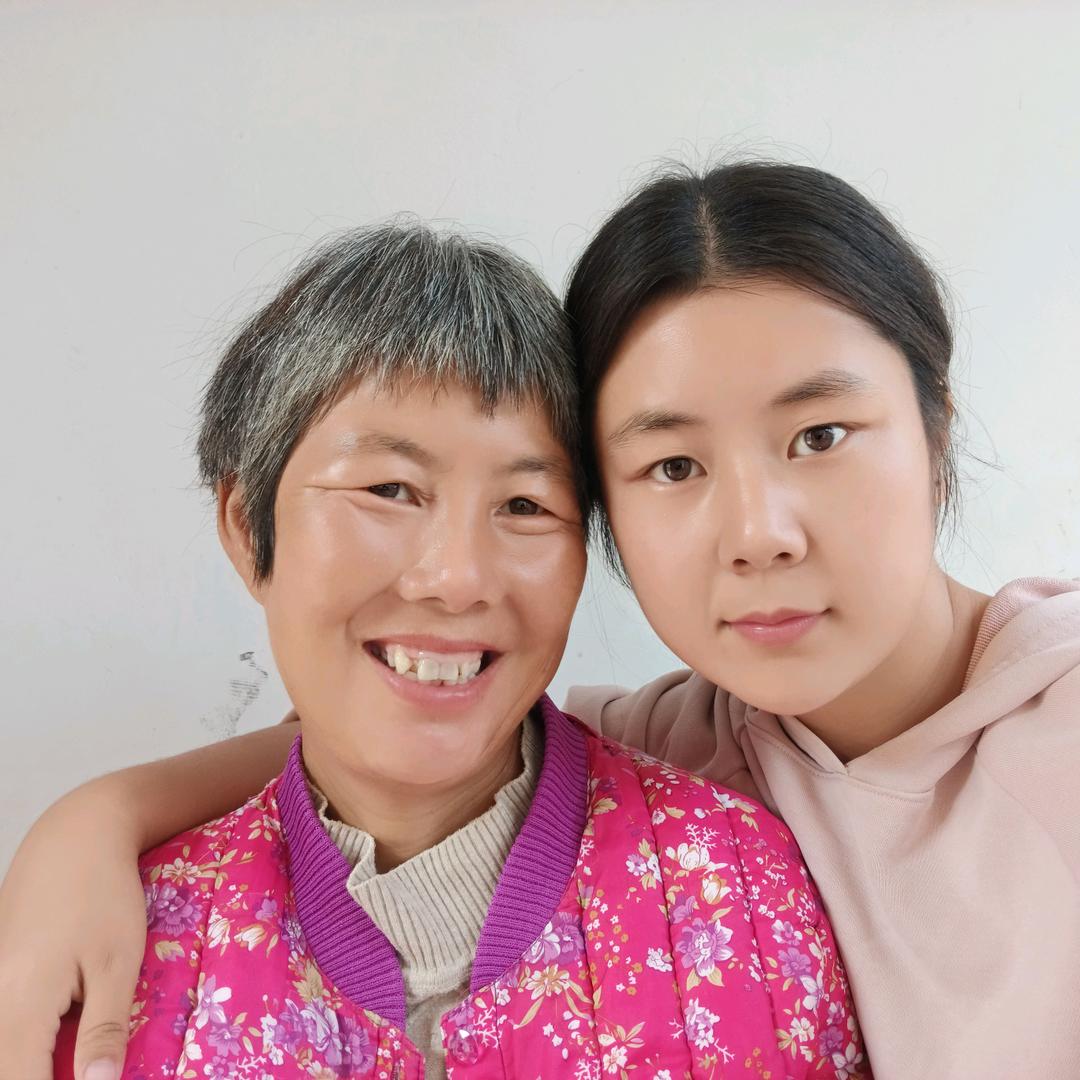 瑶瑶和渐冻人妈妈