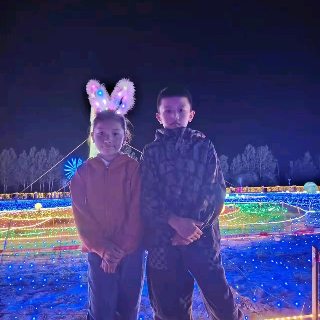 洛次