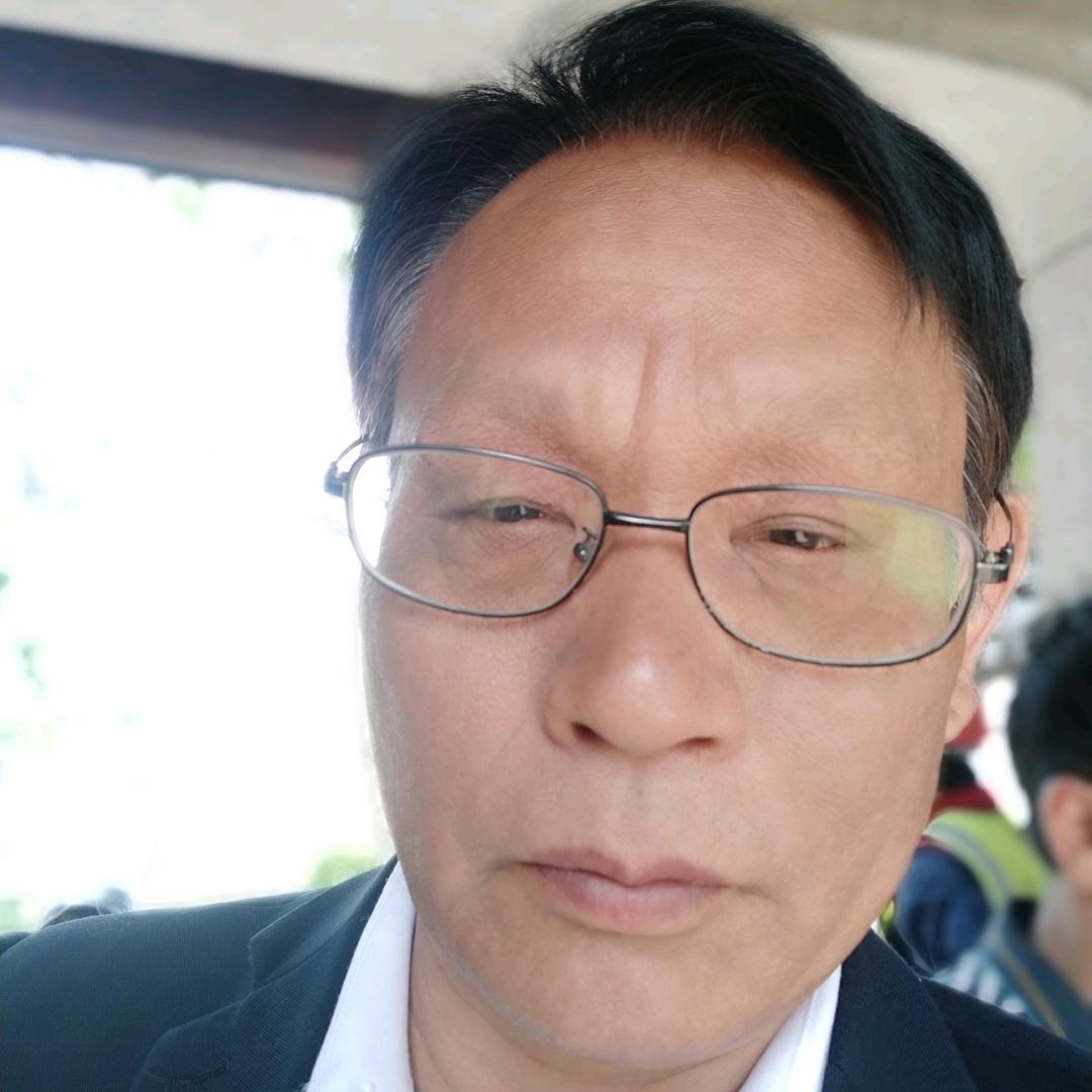 葵（kuí）叔有点帅