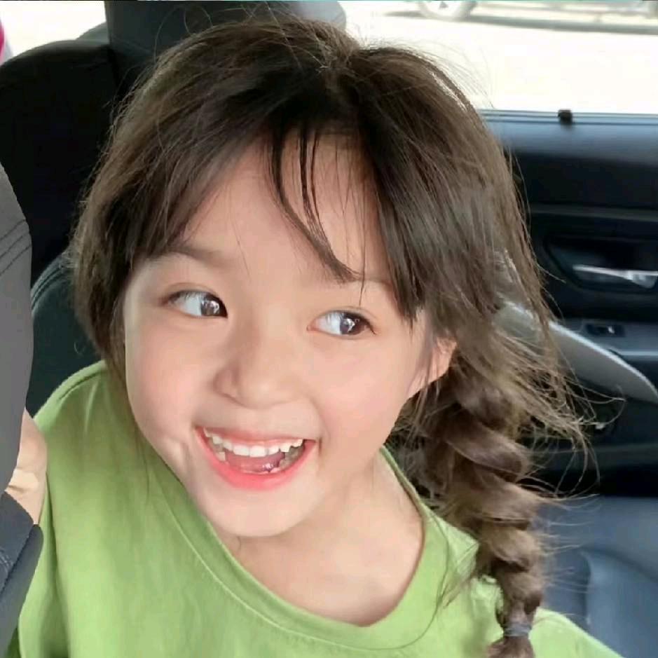 小妍的头像