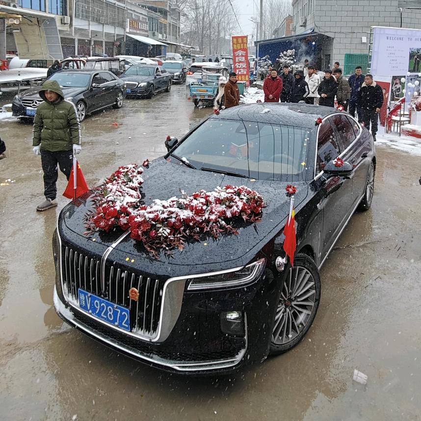 商丘🇨🇳盛世红旗婚礼车队