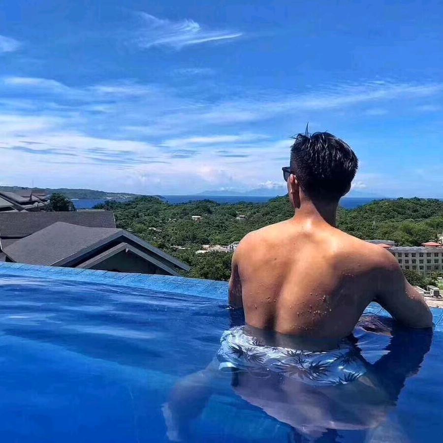 MR- 乔治👨‍🎓