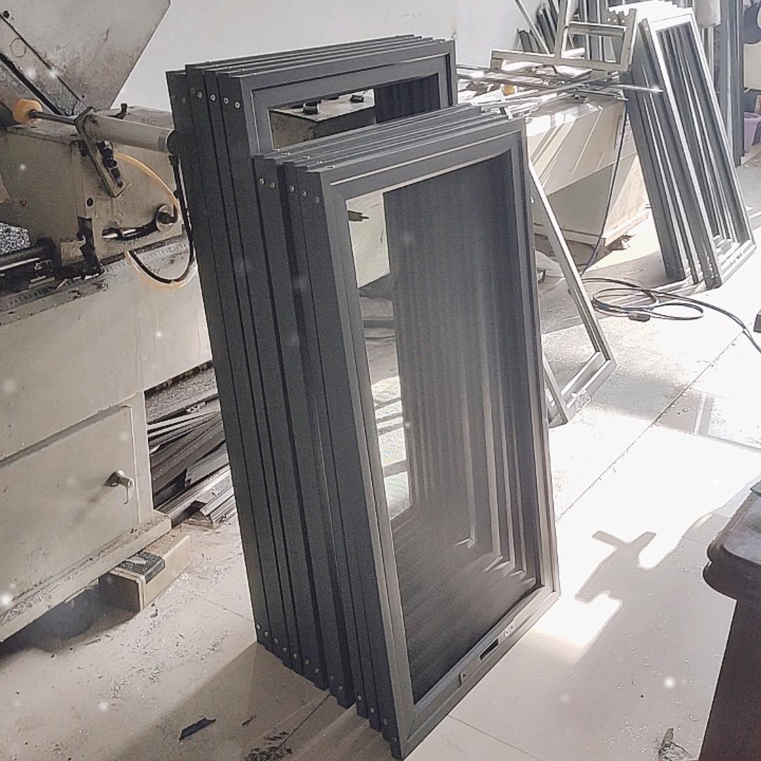 龙岳金钢网纱窗批发