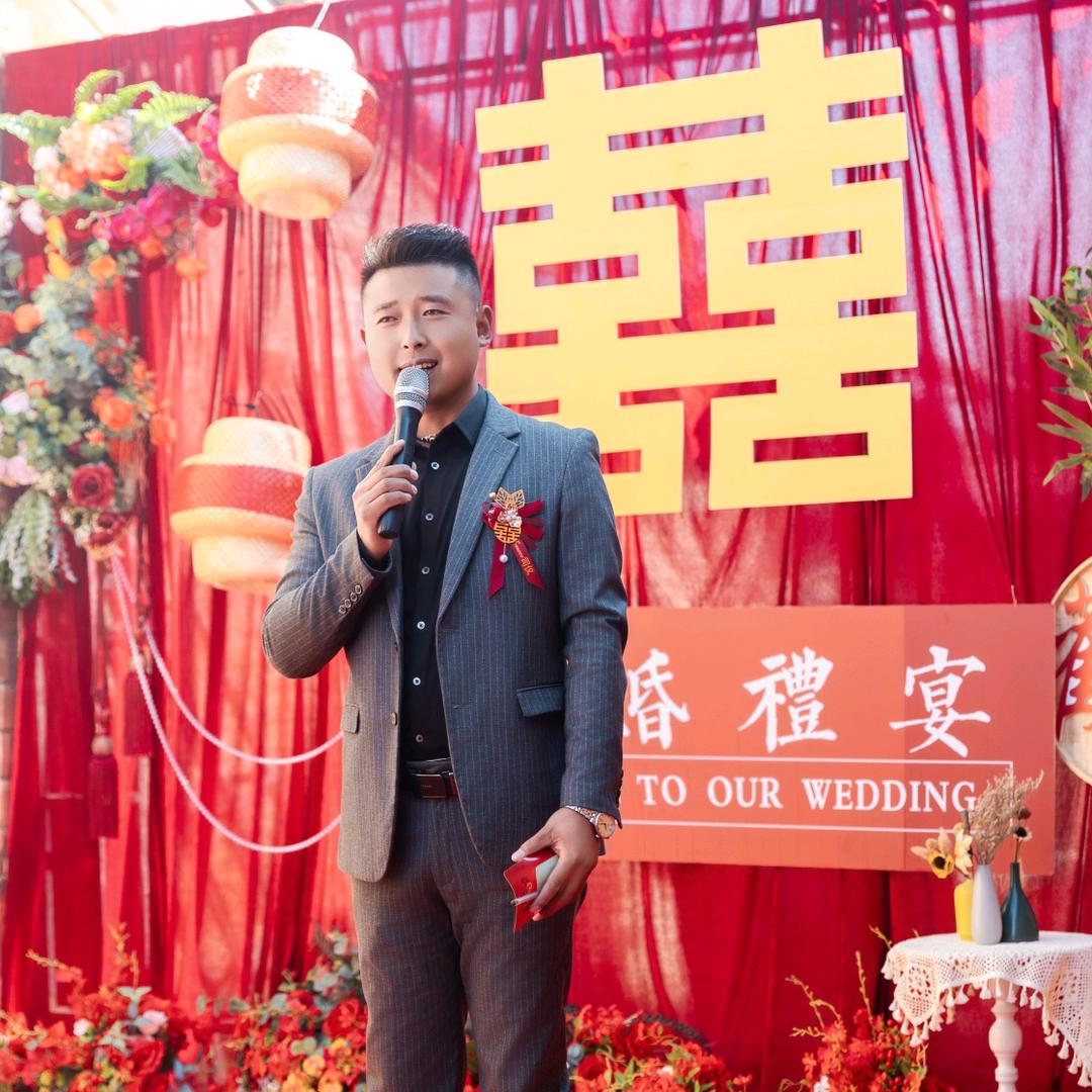 歌小梁婚庆