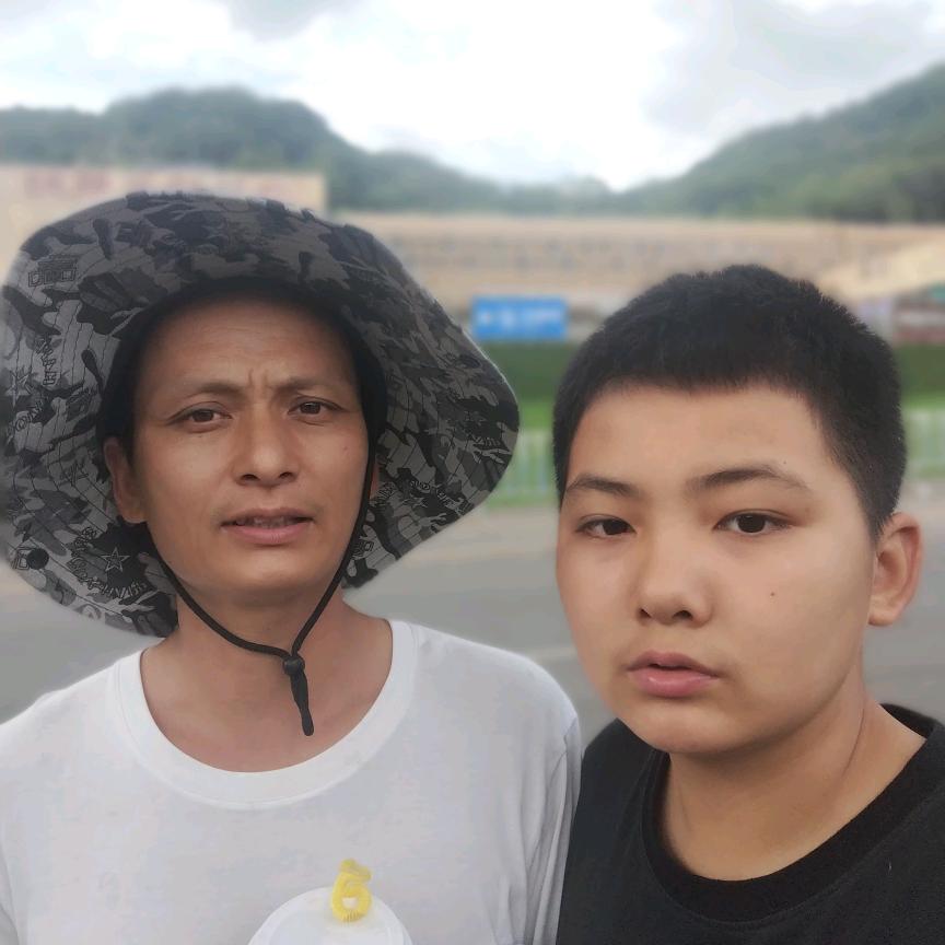 陆地猛虎，海上蛟龙