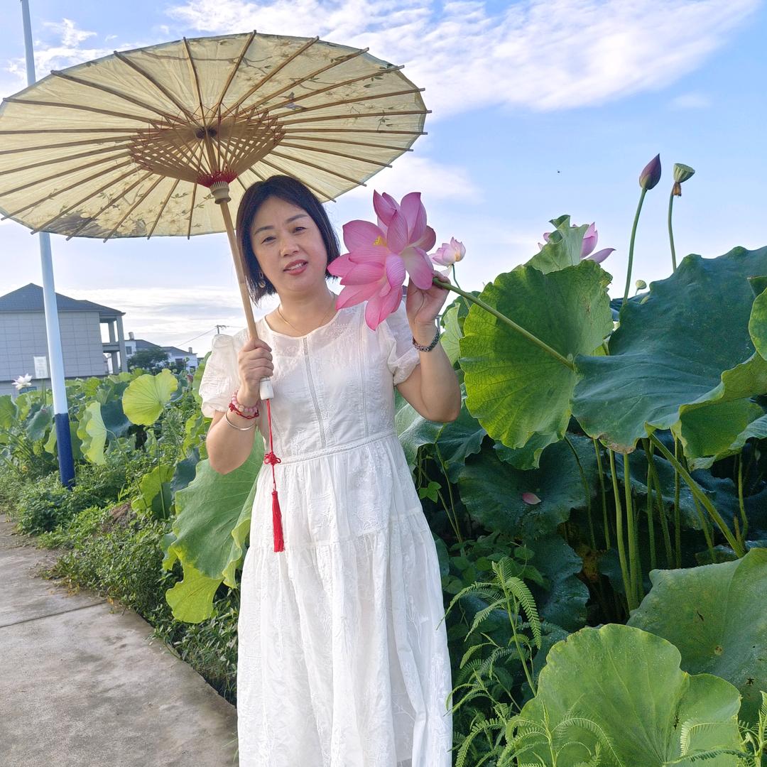 小燕子（拒绝连赞）