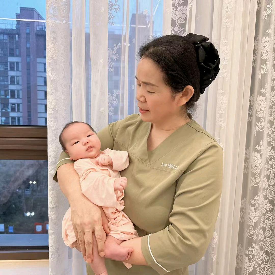 努力的小书包