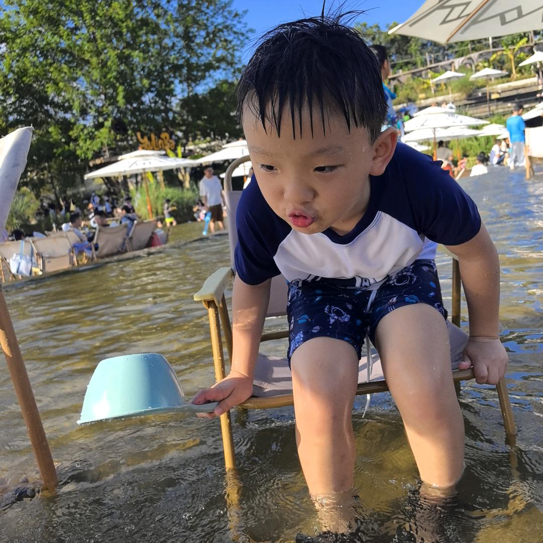 小屈同学