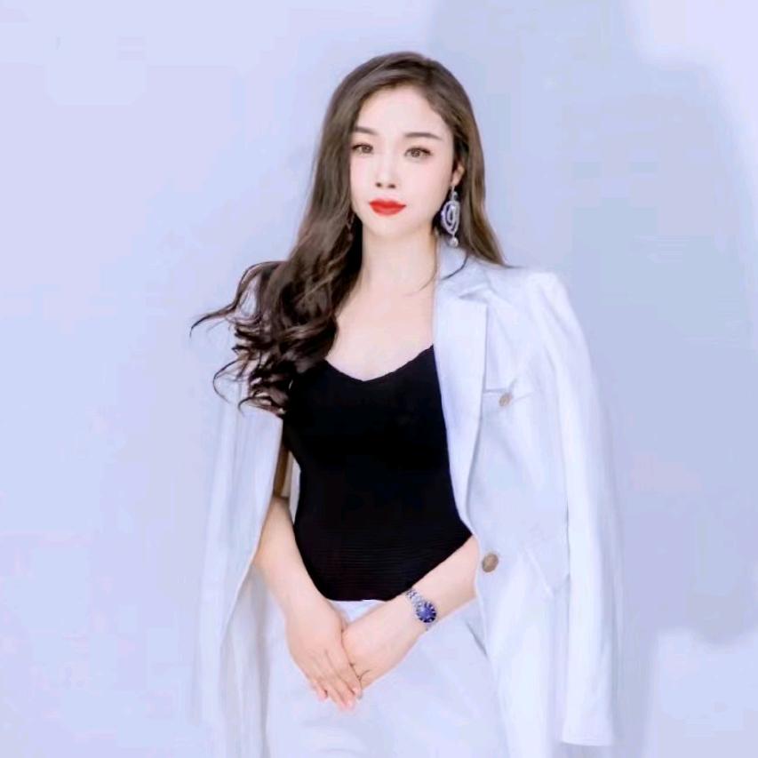 蝶姿兰侯集鲁宁店