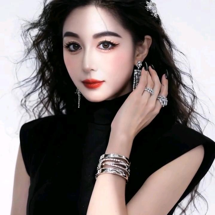 柳丶小言