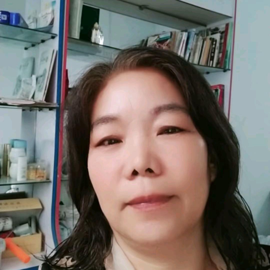 陈英