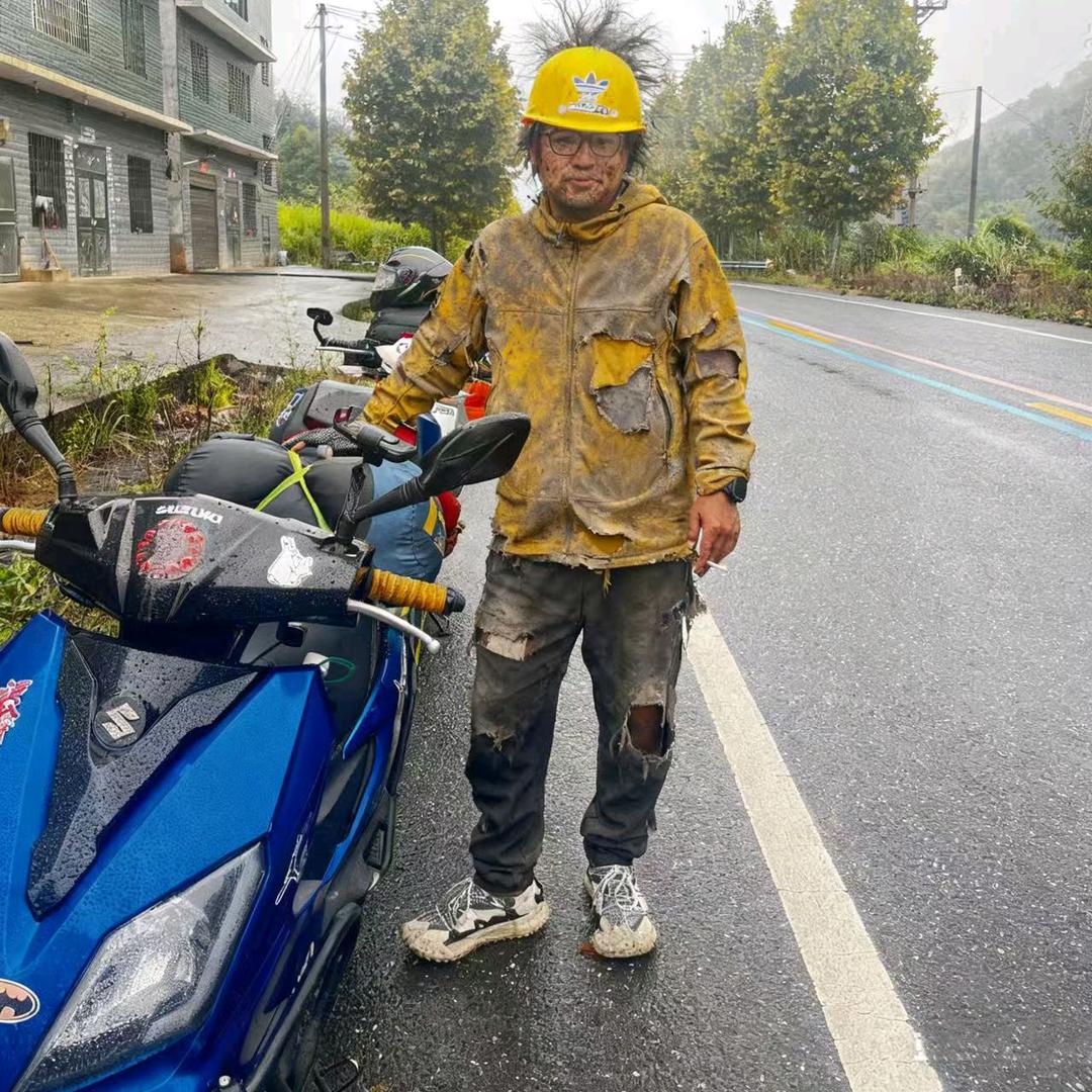 徒步的死胖子