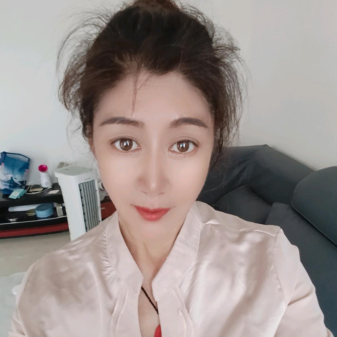红颜为谁笑？芹