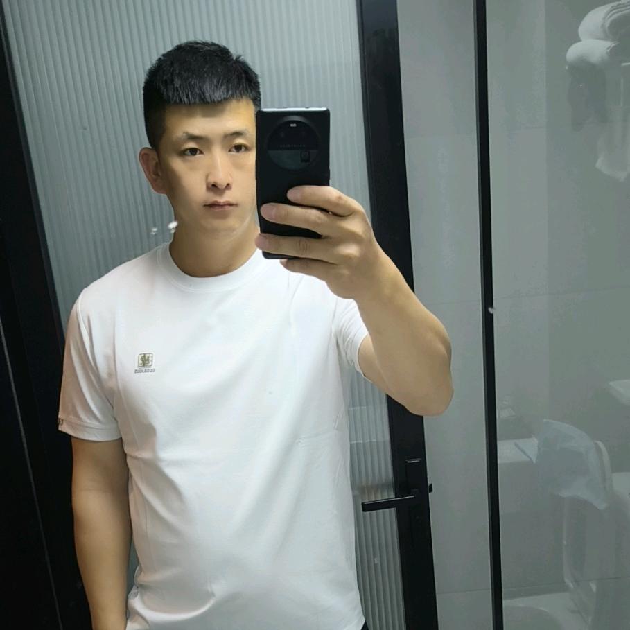 昌@