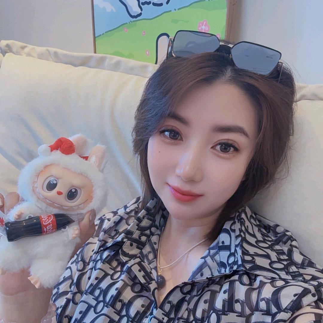 (｡>∀<｡)丽💋