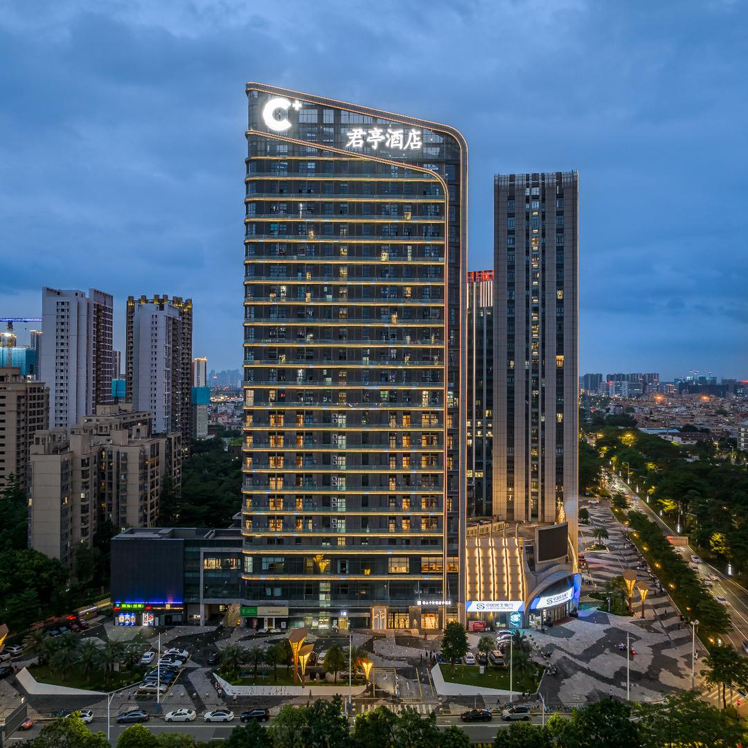 佛山千灯湖君亭酒店SALE经理