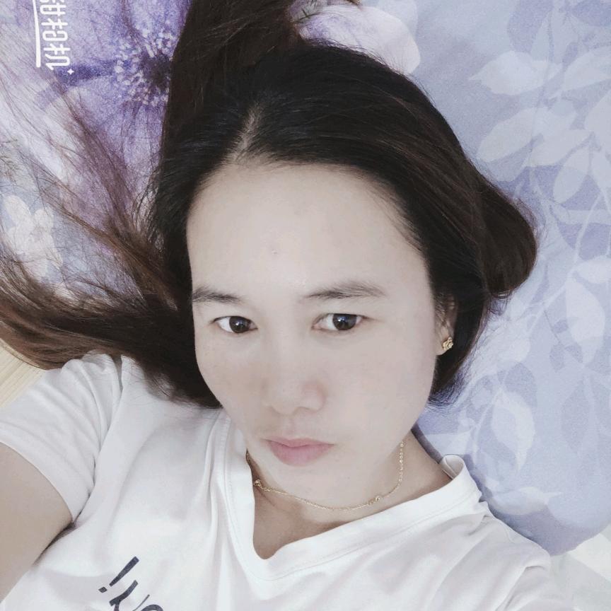 淡然一笑