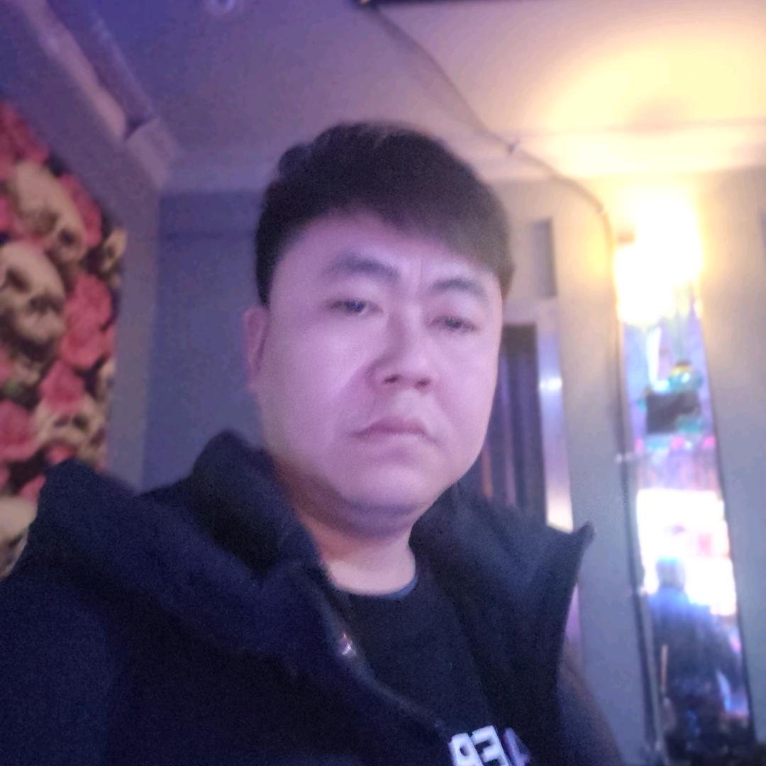 阳光男孩受过伤