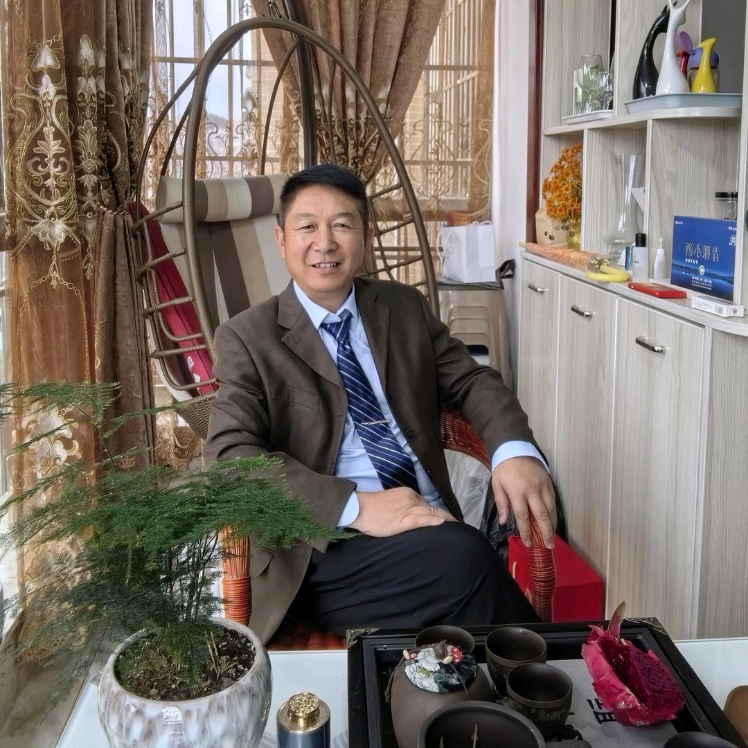 迟来的爱（手机摄影原创）