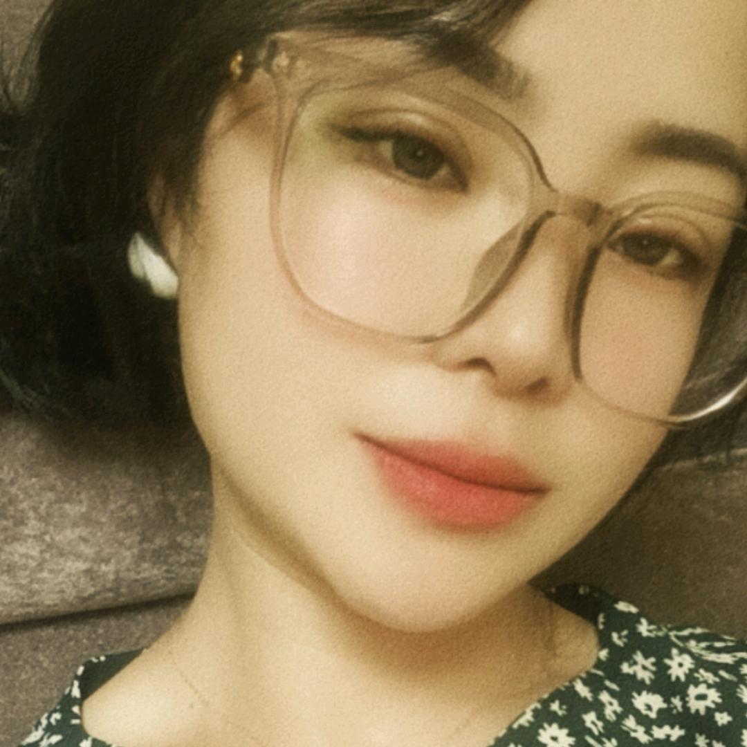 梅子🧡ྀི💛ྀི❤️ྀི