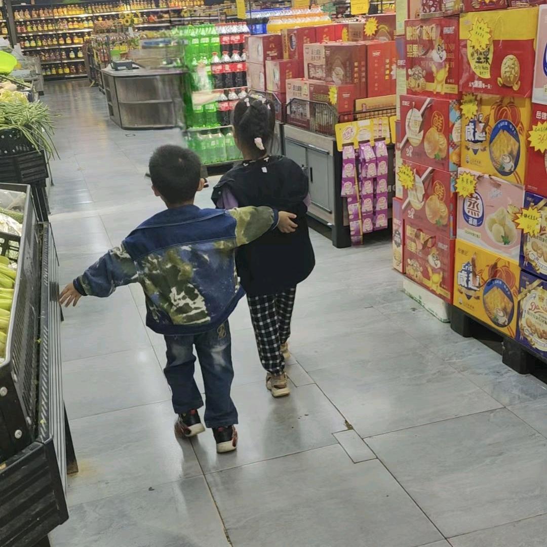 -尛可爱-