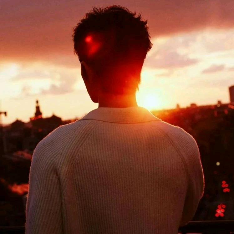 书中自有林与夕