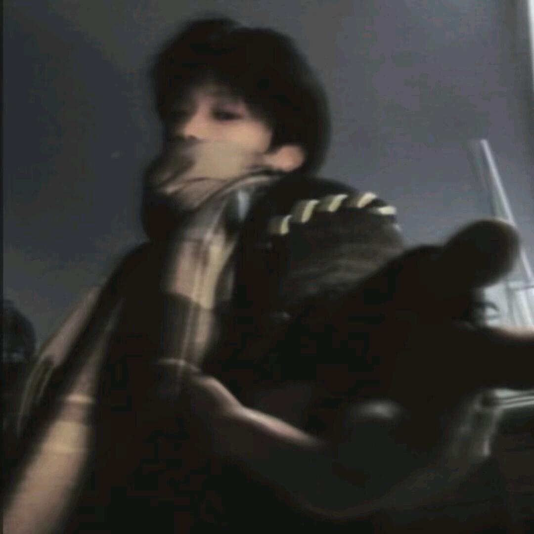 小袁.