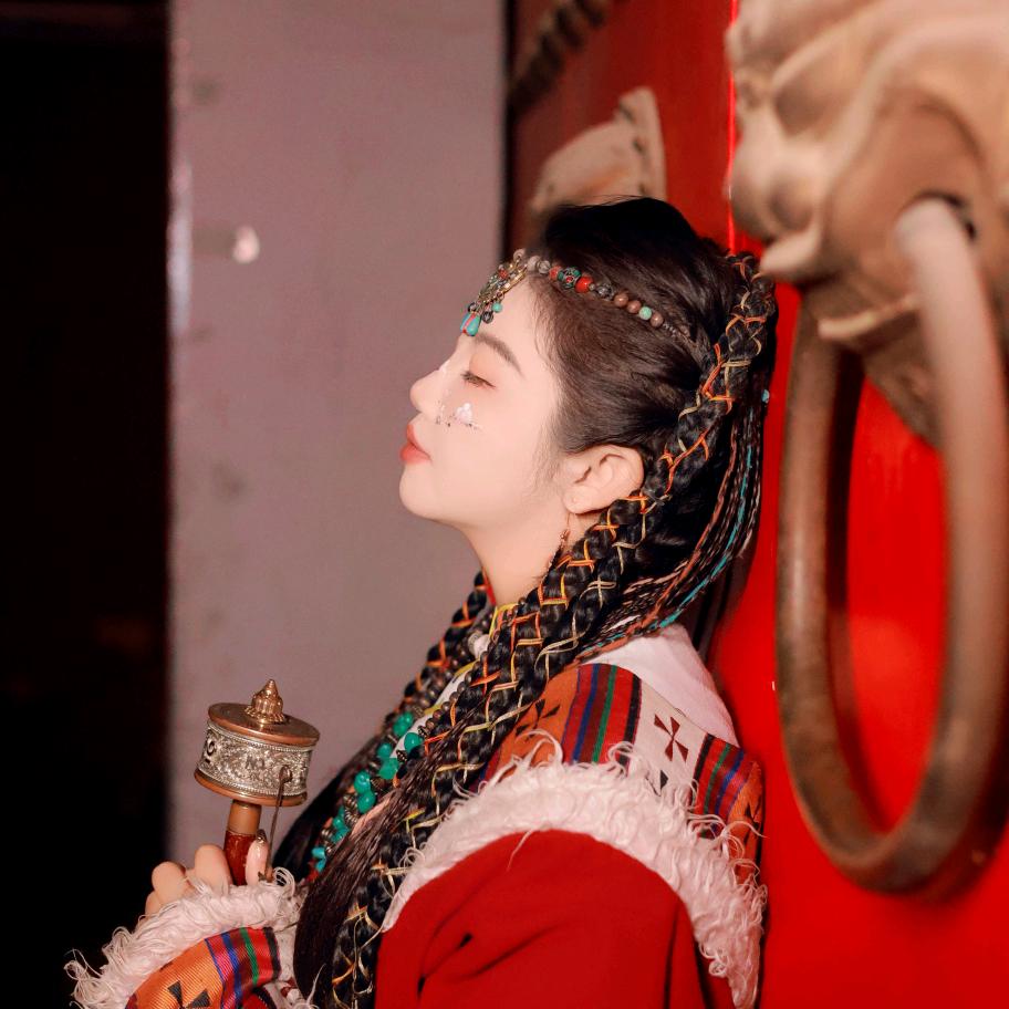 哭侑時^_^笑侑時