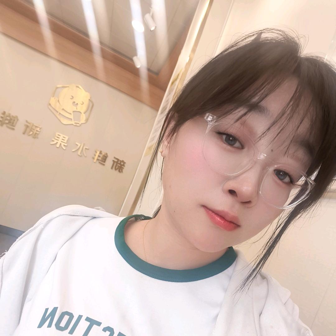 小不忍则卖大萌💸