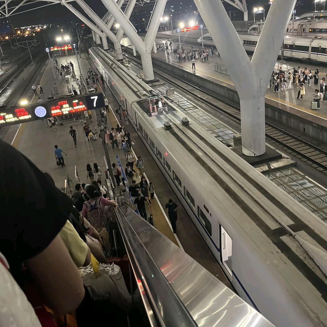 🕊༄℘⃝㞮孞࿐🍒