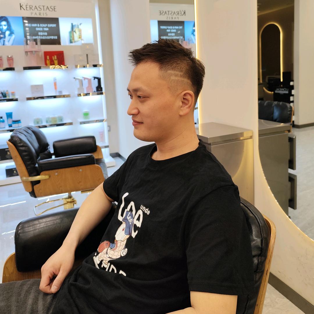 <  阿亮  记录人生  >  →