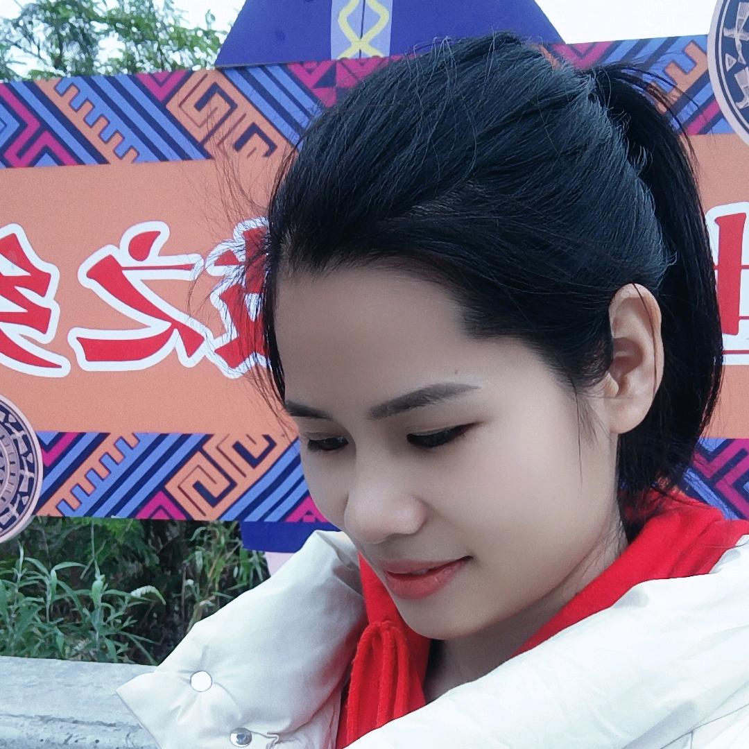 红河家居（皇玛·康之家）小周