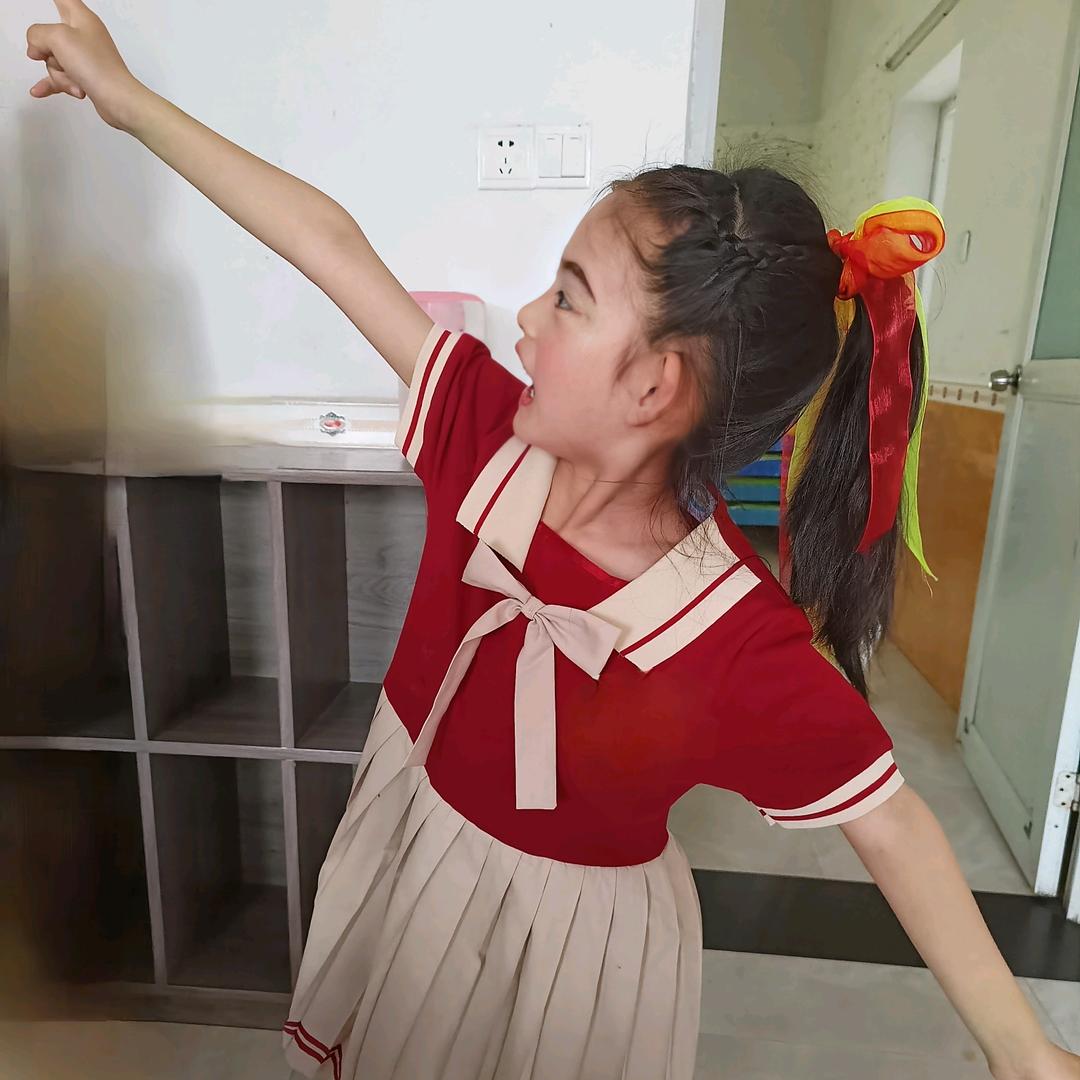 萱萱有点犟