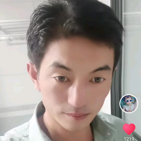 王二老《三个孩子的爸爸》