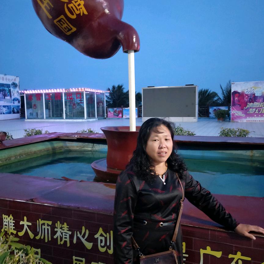 忘不掉以前的痛七零后的鼠邹姐姐