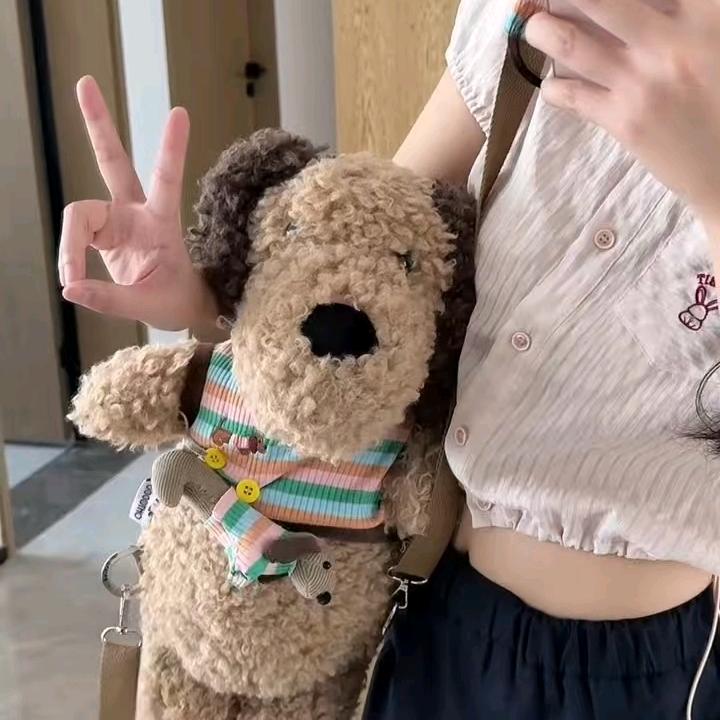 纯曦.