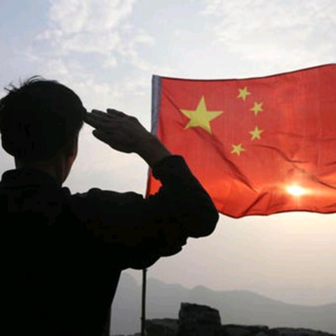 春风轻抚我的脸