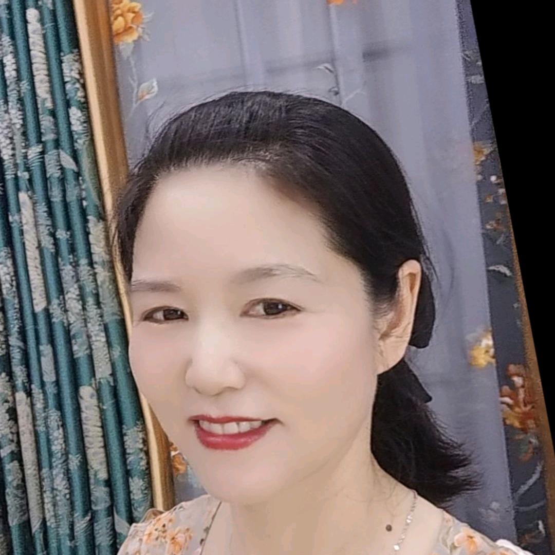 谷城摩力克窗帘墙布阳姐