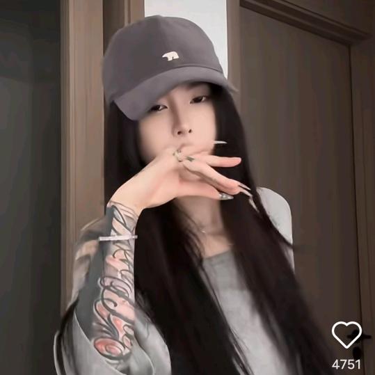 嗯嗯5秀一坤直播号