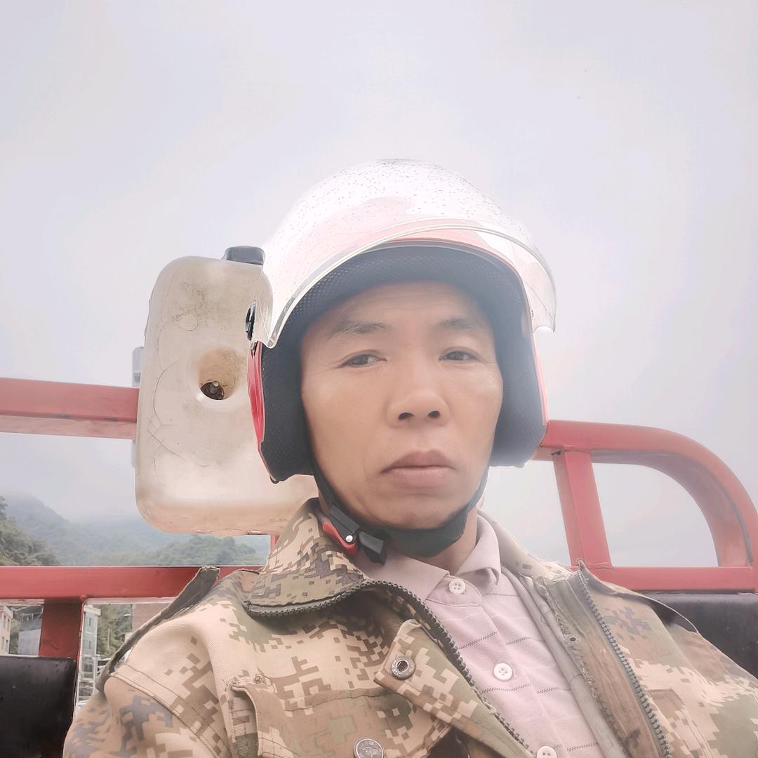 伤心的我