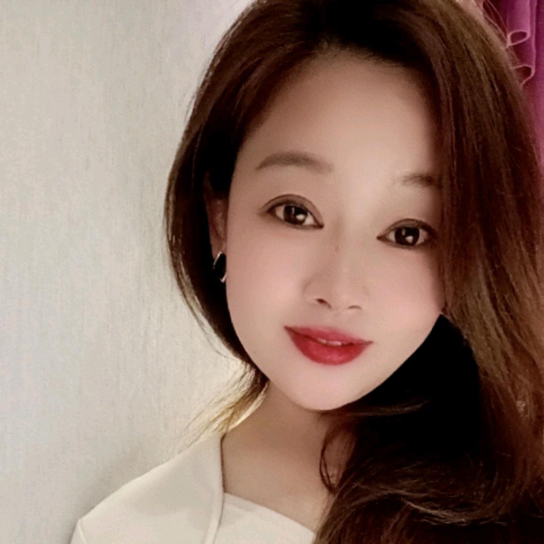 @愛臭美的丫头